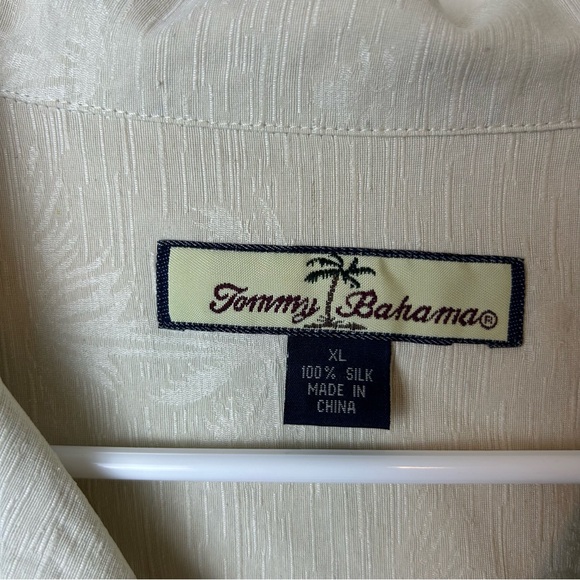 Tommy Bahama Shirt Men’s XL Hawaiian Button Up Silk Short Sleeve Aloha Classic - Picture 6 of 13